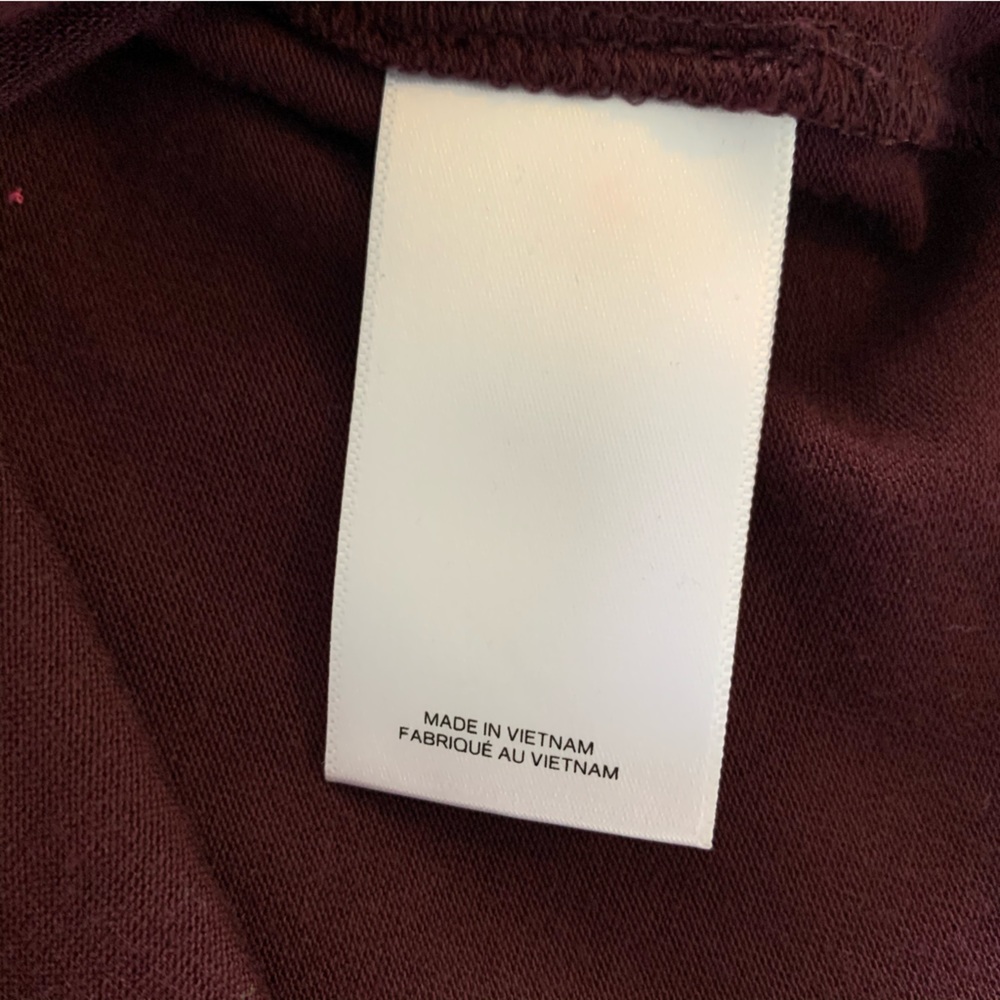 Express V-Neck L/S Top - Picture 9 of 10